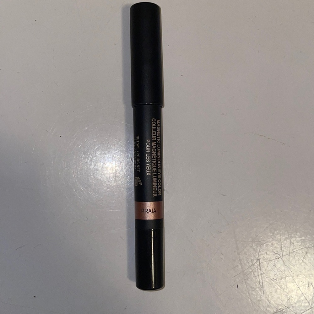 3/$30- Almost Brand New Nudestix Magnetic Eye Color in Praia